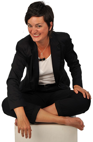 Zoe Lyons