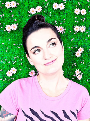 Zoe Lyons