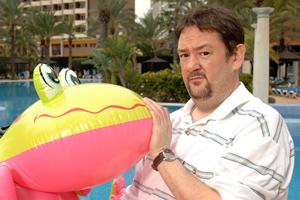 Benidorm. The Oracle (Johnny Vegas). Copyright: Tiger Aspect Productions