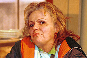 dinnerladies. Petula Gardeno (Julie Walters)