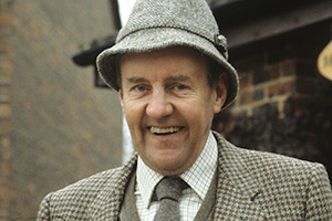 Ever Decreasing Circles. Martin Bryce (Richard Briers). Copyright: BBC