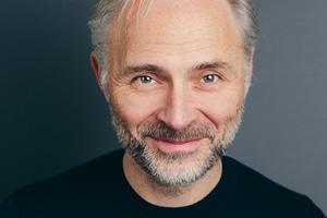 Mark Bonnar