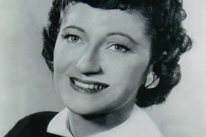 Peg Lynch