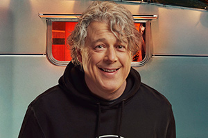 Taskmaster. Alan Davies. Copyright: Avalon Television