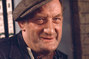 The Dustbinmen. Smellie Ibbotson (John Barrett). Copyright: Granada Television