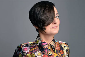 Zoe Lyons