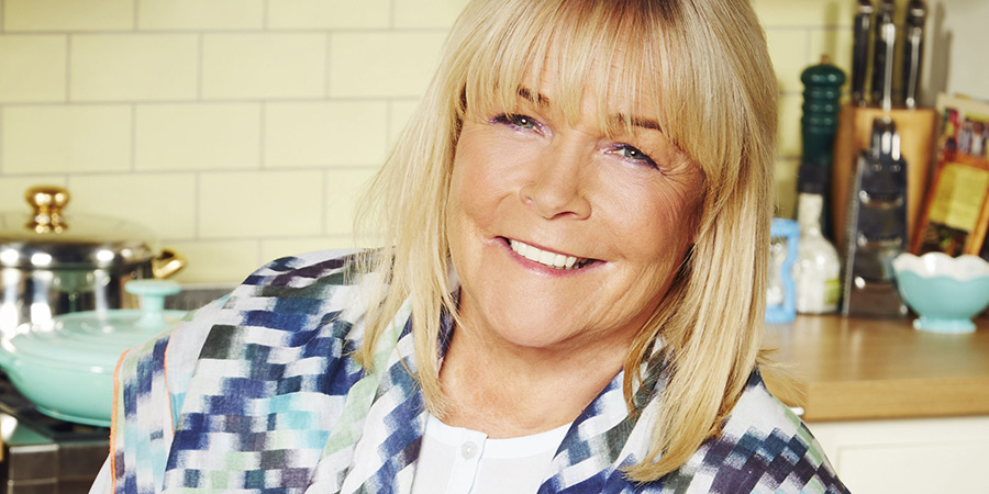 Birds Of A Feather. Tracey Stubbs (Linda Robson)