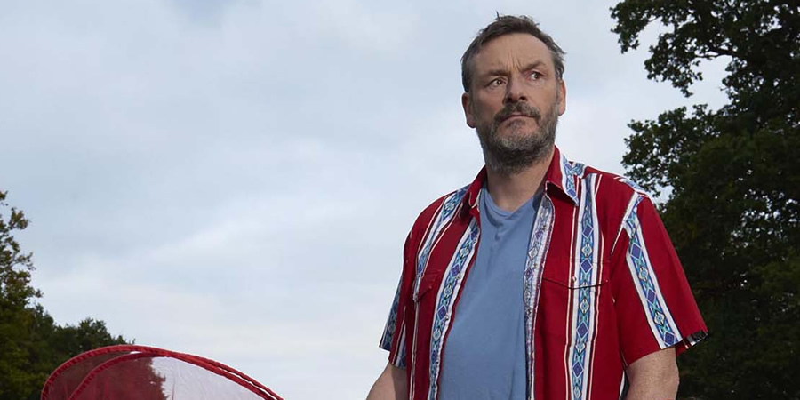 Flowers. Maurice (Julian Barratt). Copyright: Kudos Productions