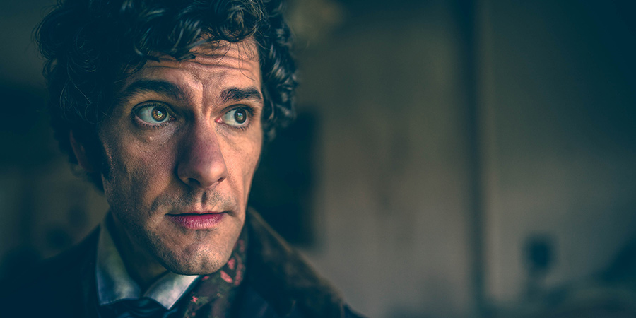 Ghosts. Thomas (Mathew Baynton). Copyright: Monumental Pictures