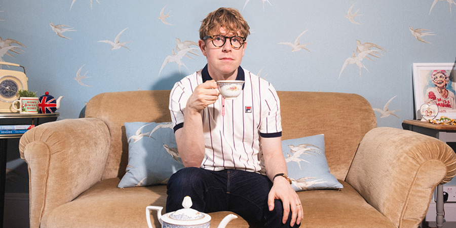 Josh Widdicombe