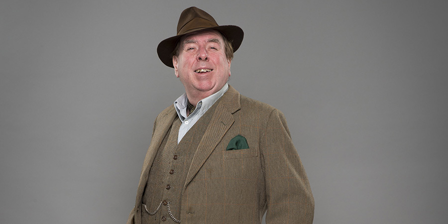 Blandings. Clarence (Timothy Spall)